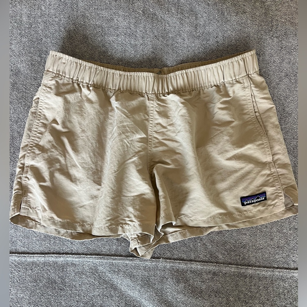 Patagonia Women's Barely Baggies™ Shorts - 2½" sz S